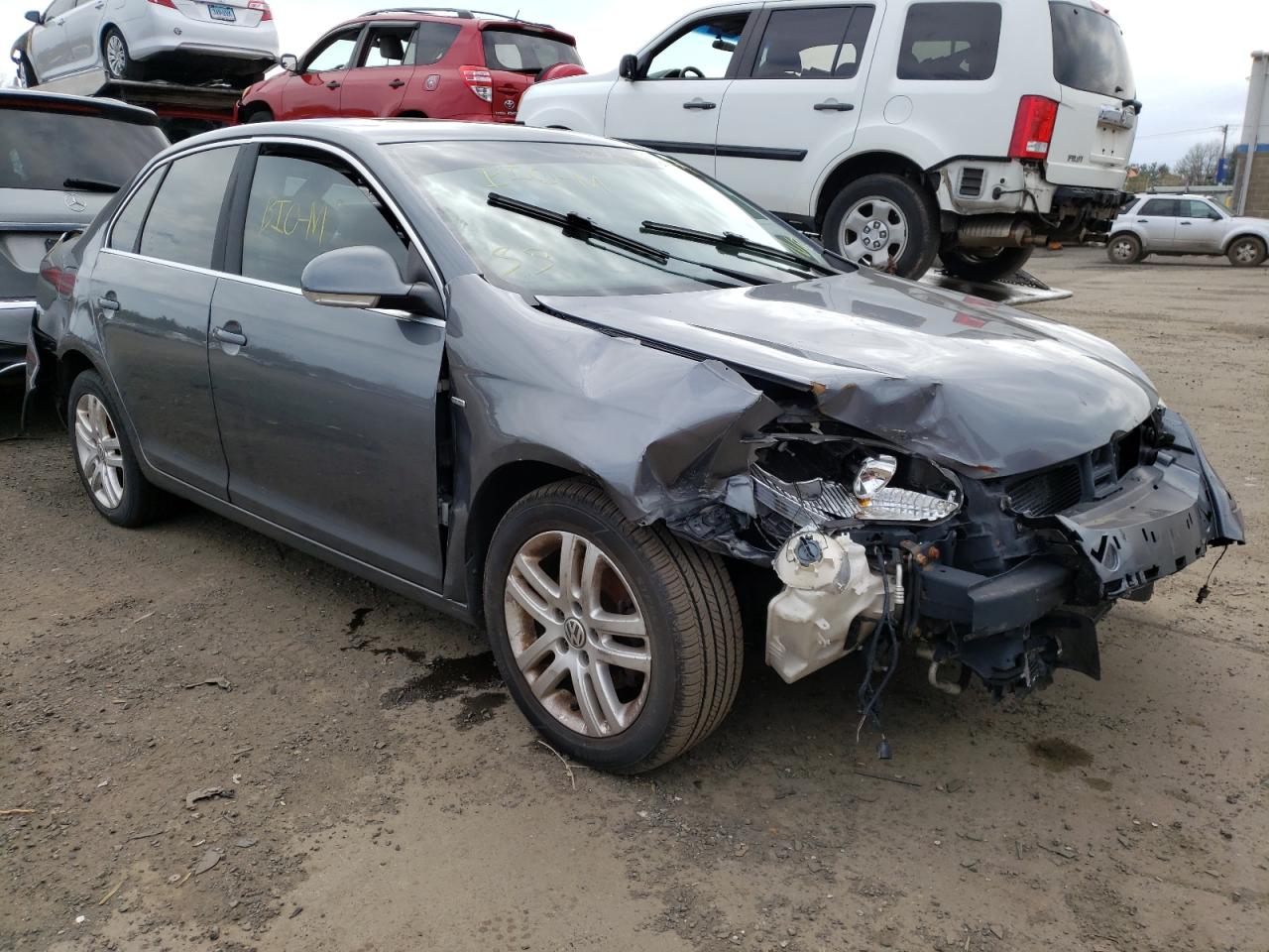 Photo 1 from auction – 2007 VOLKSWAGEN JETTA WOLF with VIN 3VWEF71KX7M065214