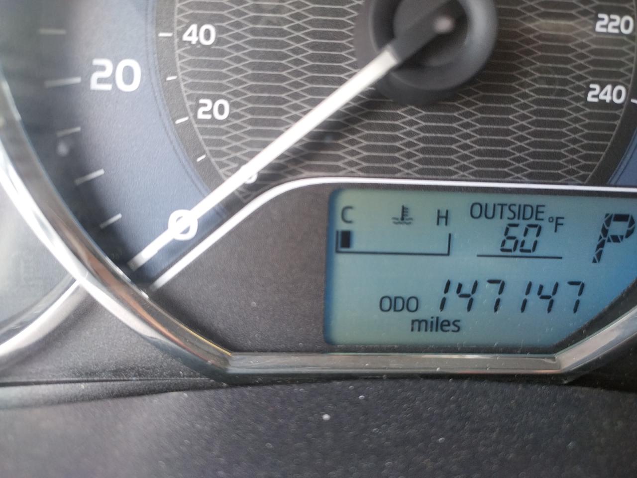 Photo 8 from auction – 2014 TOYOTA COROLLA L with VIN 2T1BURHE2EC209254