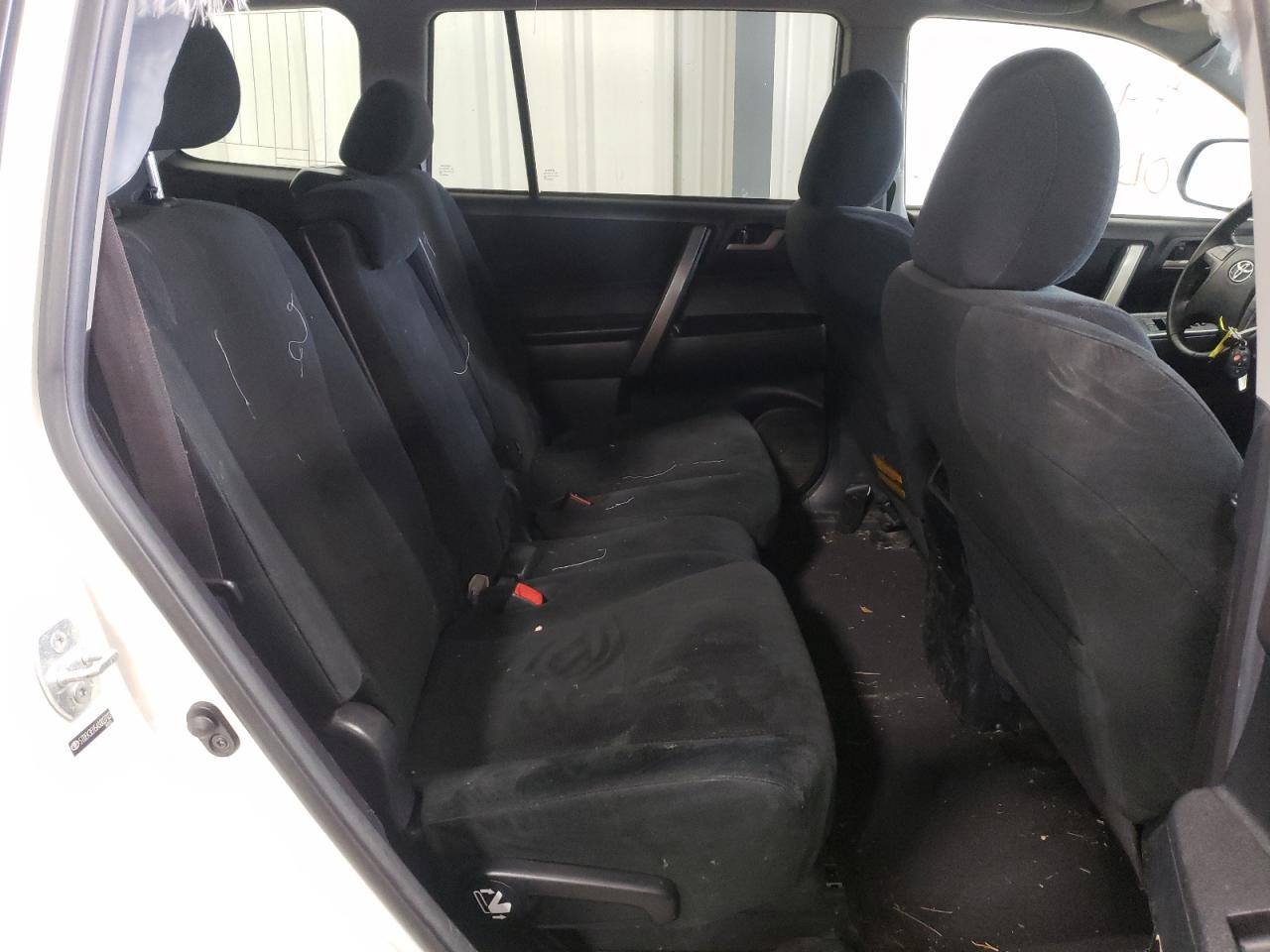 Photo 6 from auction – 2010 TOYOTA HIGHLANDER with VIN 5TDEK3EH5AS003703
