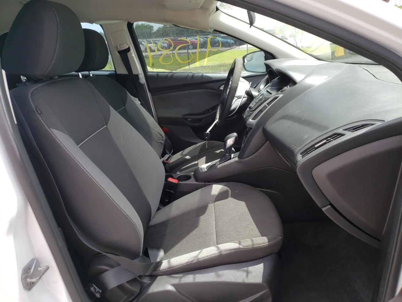 Photo 5 from auction – 2014 FORD FOCUS SE with VIN 1FADP3K22EL145498