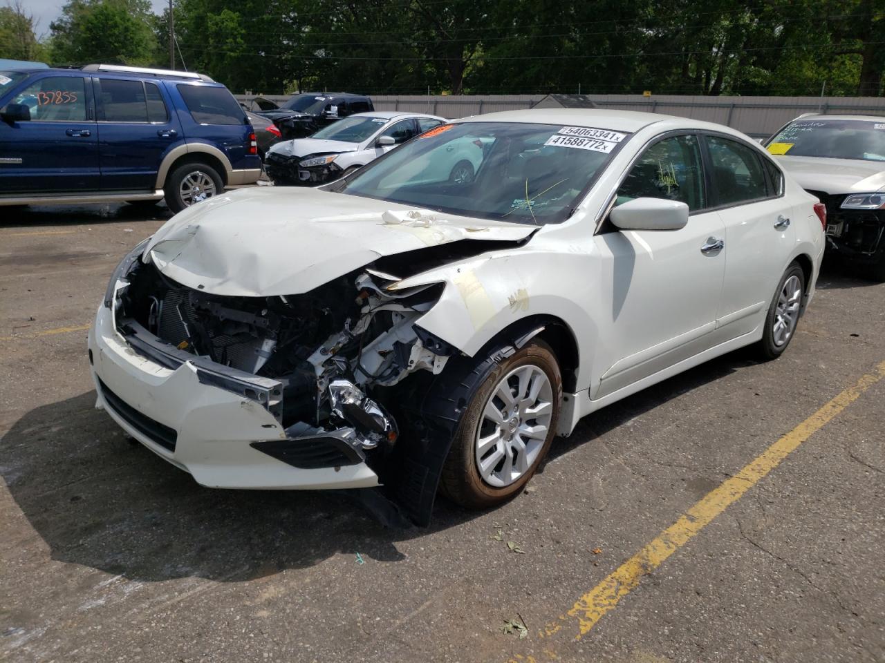 Photo 2 from auction – 2017 NISSAN ALTIMA 2.5 with VIN 1N4AL3AP1HC257998
