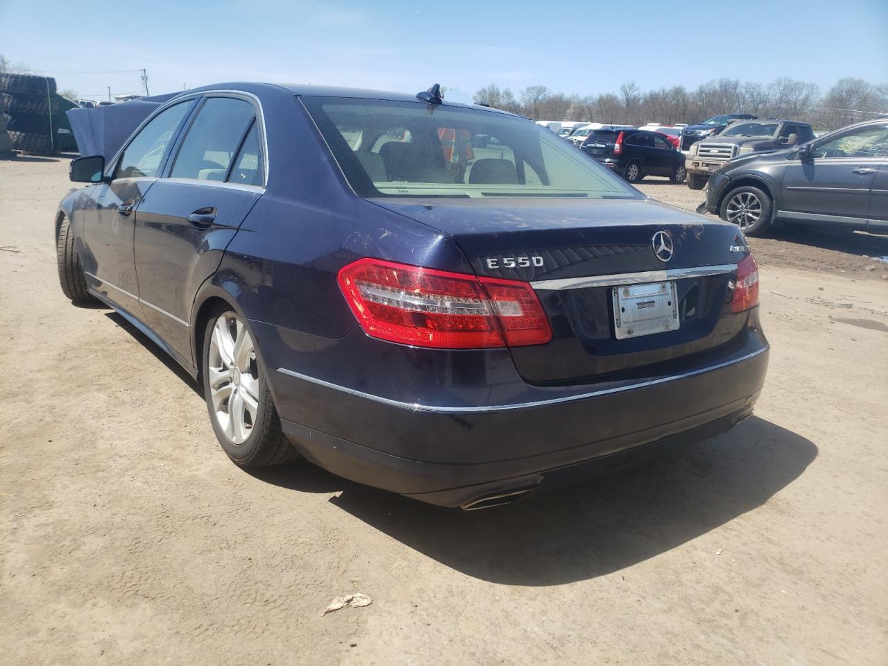 Photo 3 from auction – 2011 MERCEDES-BENZ E 550 4MAT with VIN WDDHF9AB1BA323028
