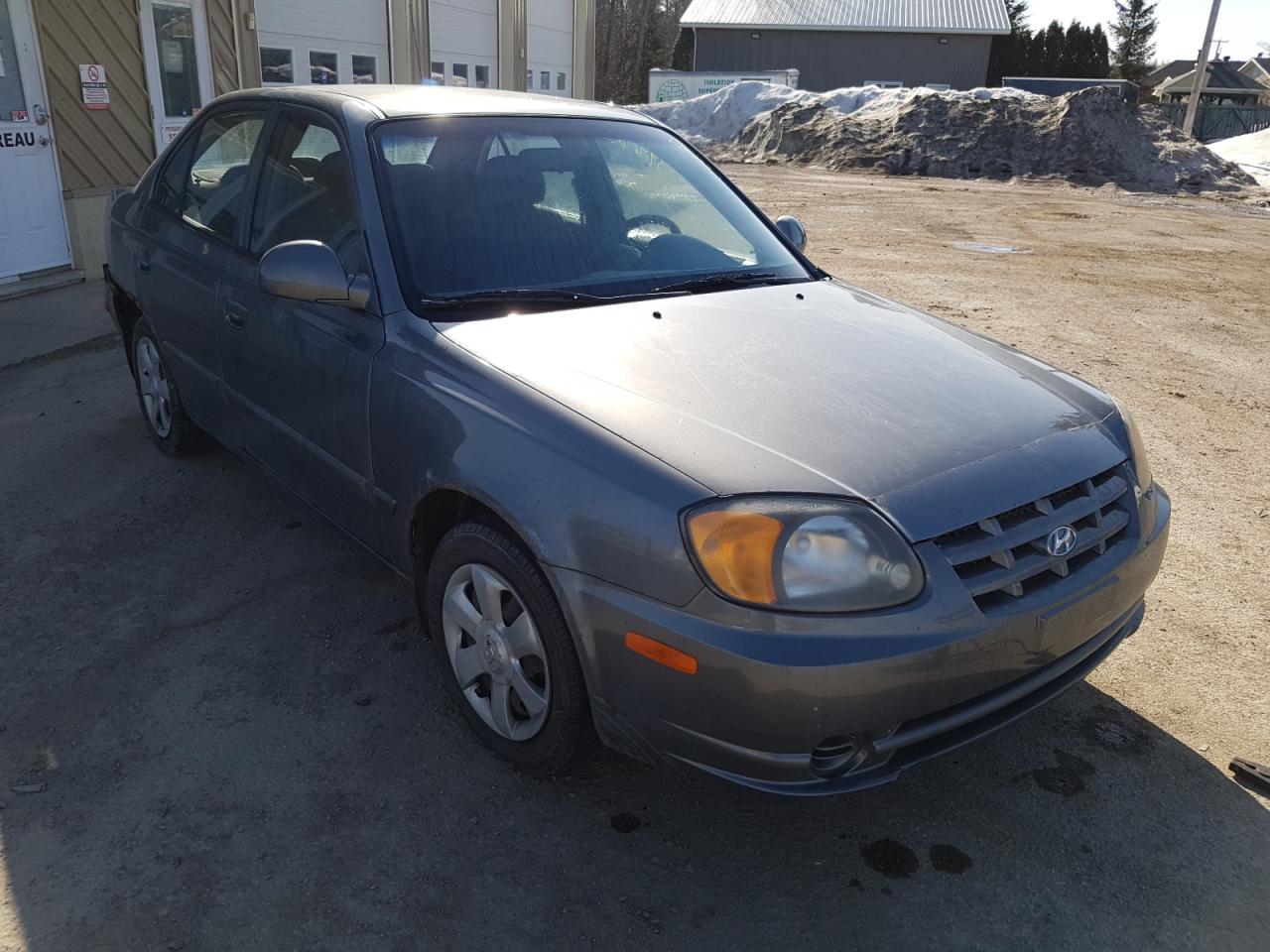 Photo 1 from auction – 2004 HYUNDAI ACCENT GL with VIN KMHCG45C14U565645