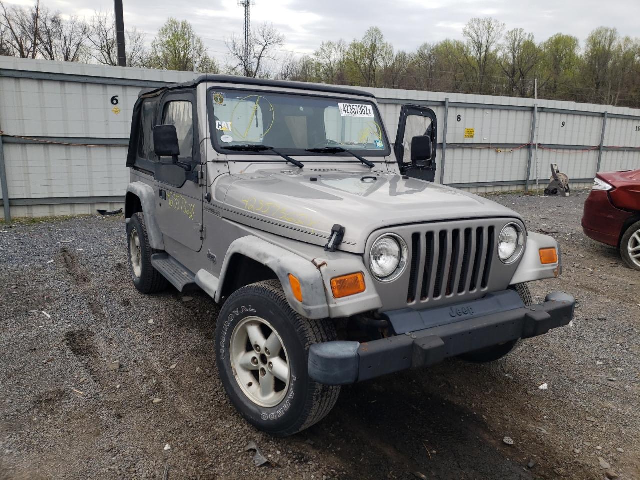 JEEP WRANGLER / 2001 with VIN 1J4FA29P51P357003 - Photo from auction