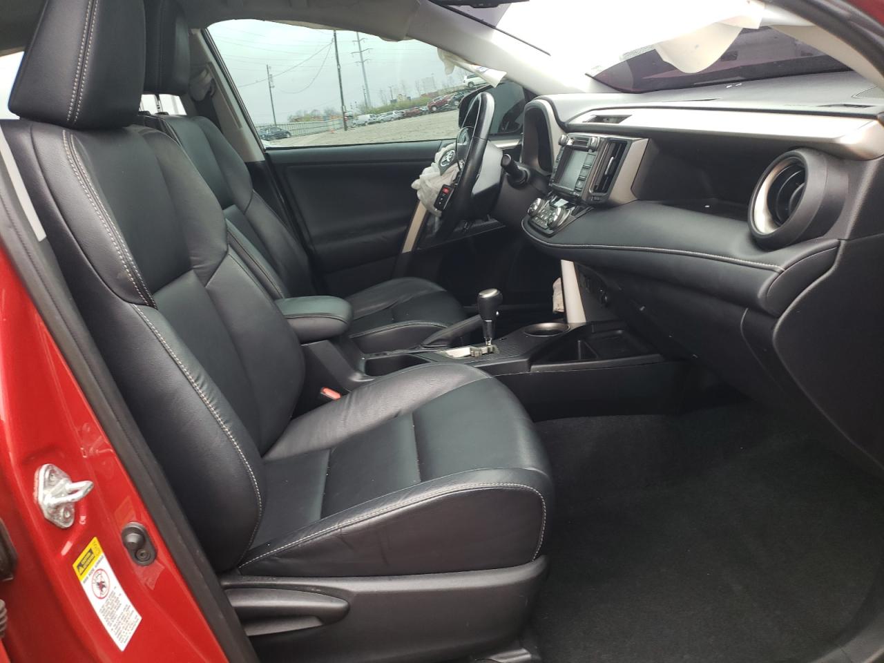 Photo 5 from auction – 2014 TOYOTA RAV4 LIMIT with VIN 2T3DFREV6EW176644