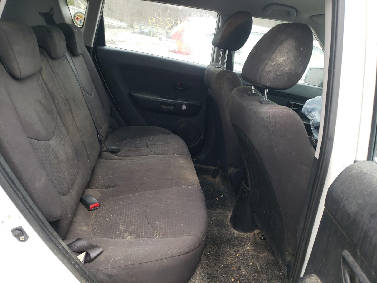 Photo 6 from auction – 2010 KIA SOUL with VIN KNDJT2A1XA7057409