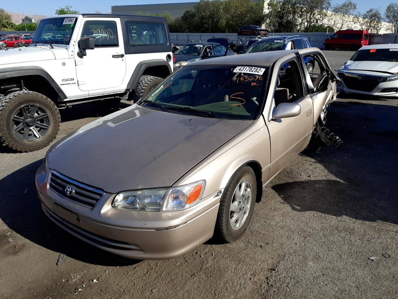 Photo 2 from auction – 2000 TOYOTA CAMRY LE with VIN JT2BF28K1Y0243037