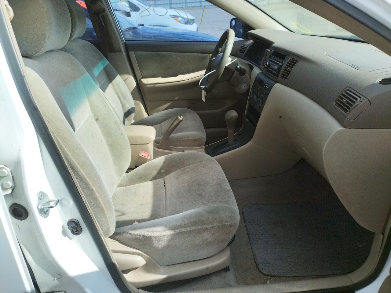 Photo 5 from auction – 2004 TOYOTA COROLLA with VIN 1NXBR32EX4Z286796