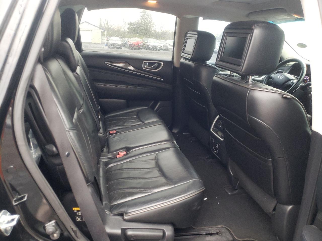 Photo 6 from auction – 2013 INFINITI JX35 with VIN 5N1AL0MM2DC316623