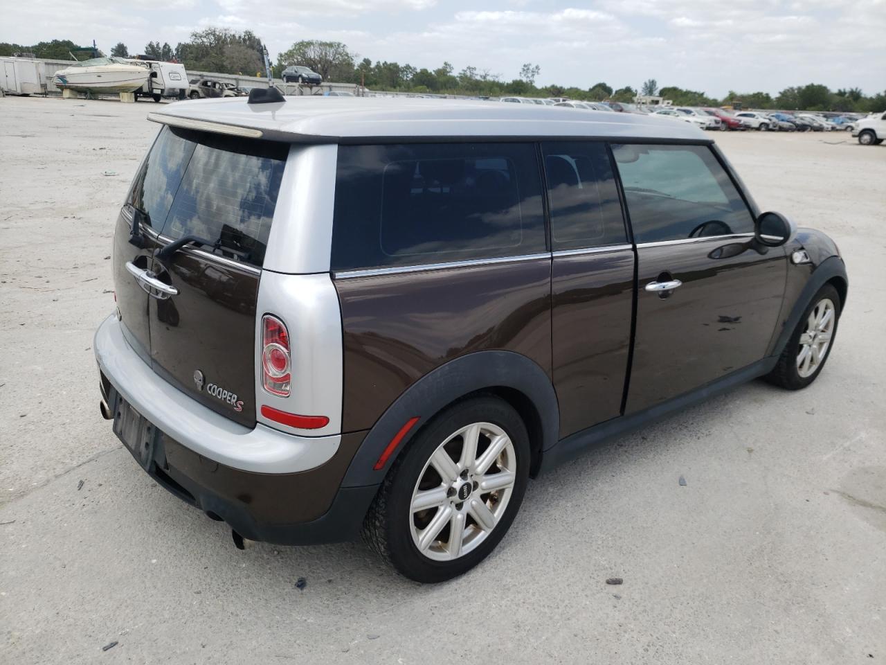 Photo 4 from auction – 2011 MINI COOPER S C with VIN WMWZG3C53BTY30272