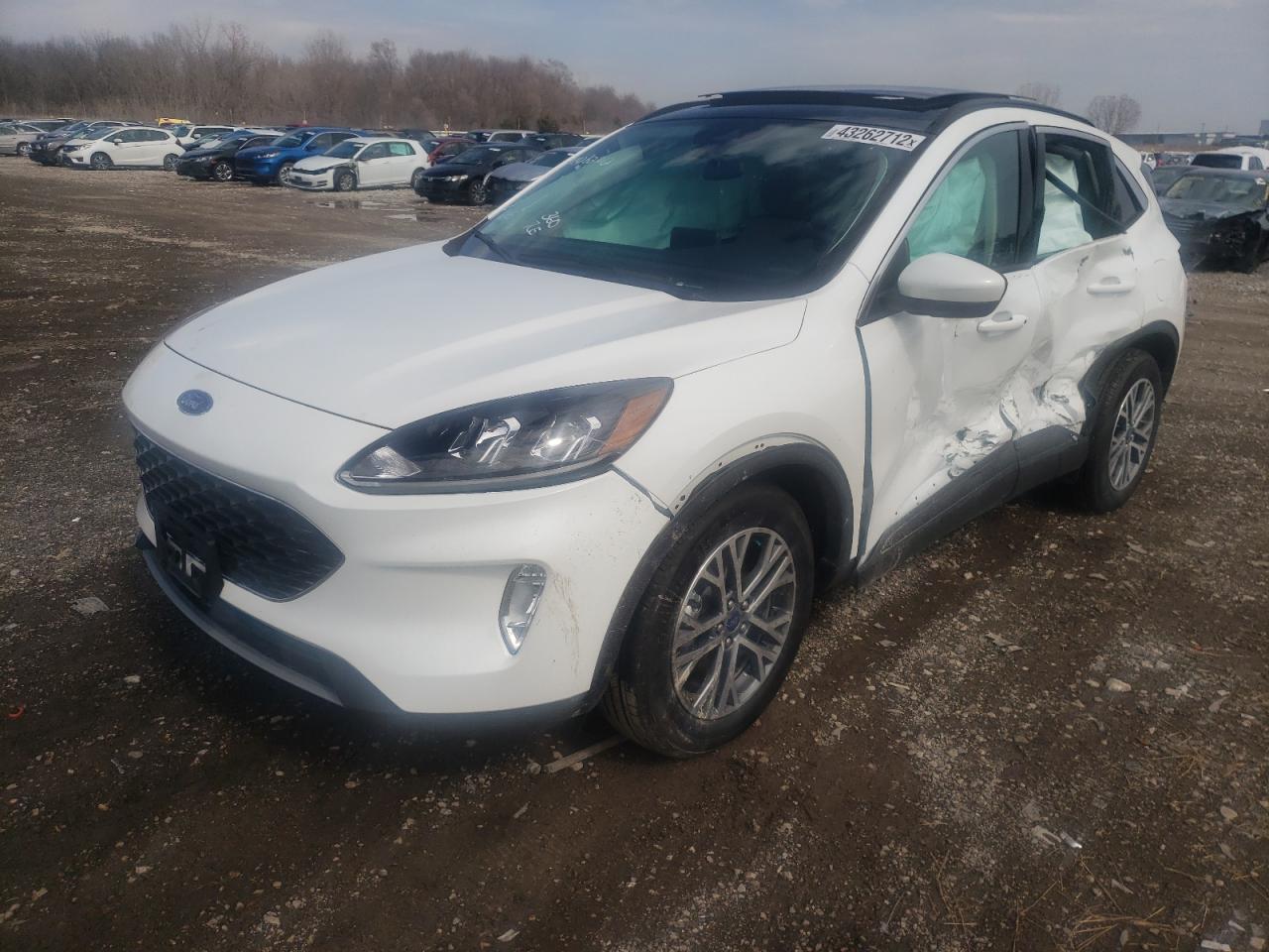 Photo 2 from auction – 2021 FORD ESCAPE SEL with VIN 1FMCU9H64MUB30646