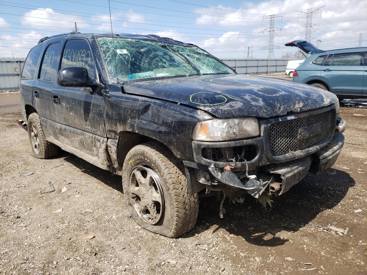 GMC YUKON DENA 2004 with VIN 1GKEK63U34J126469 - Photo from auction