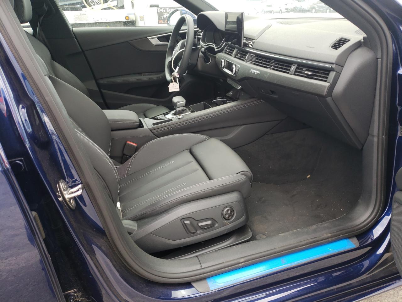 Photo 5 from auction – 2021 AUDI A4 PREMIUM with VIN WAUEAAF41MN010822