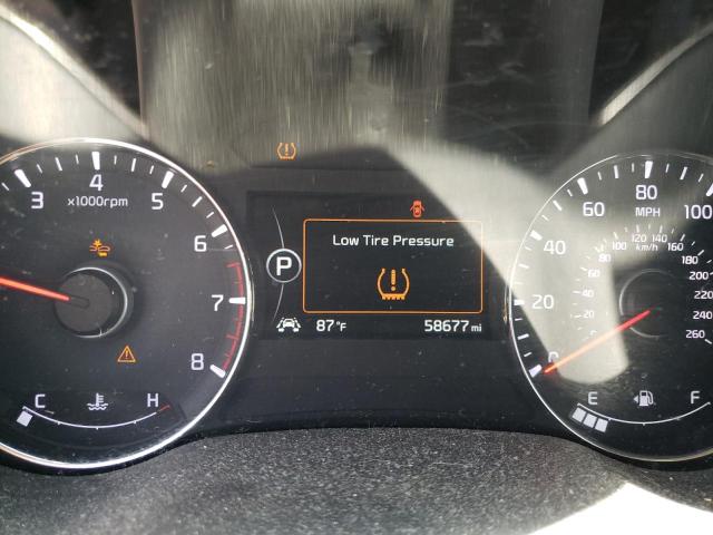 Photo 8 from auction – 2017 KIA FORTE LX with VIN 3KPFL4A79HE019802