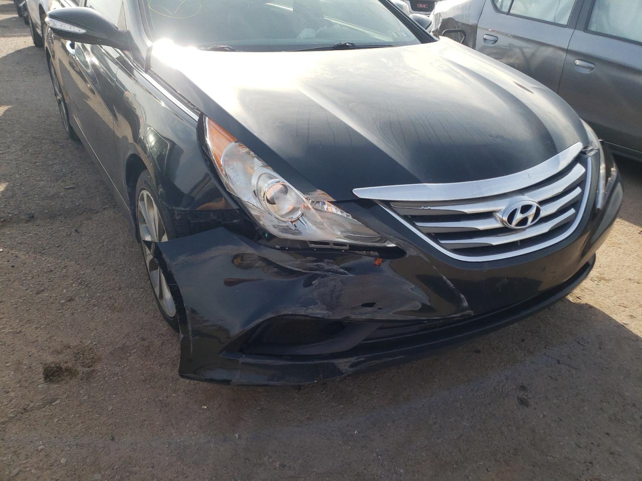 Photo 9 from auction – 2014 HYUNDAI SONATA SE with VIN 5NPEC4AC8EH861501
