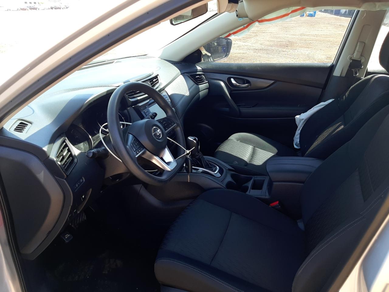 Photo 5 from auction – 2018 NISSAN ROGUE S with VIN KNMAT2MT6JP540084