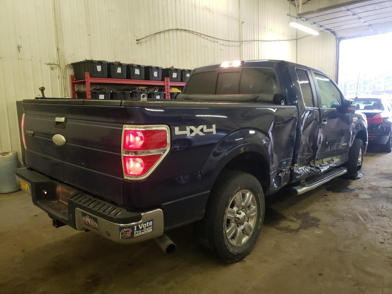 Photo 4 from auction – 2011 FORD F150 SUPER with VIN 1FTFX1ET2BFC13689