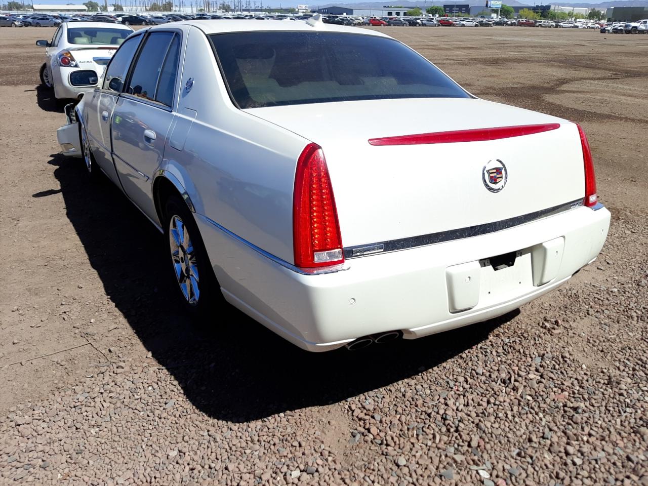 Photo 3 from auction – 2011 CADILLAC DTS LUXURY with VIN 1G6KD5E64BU114816