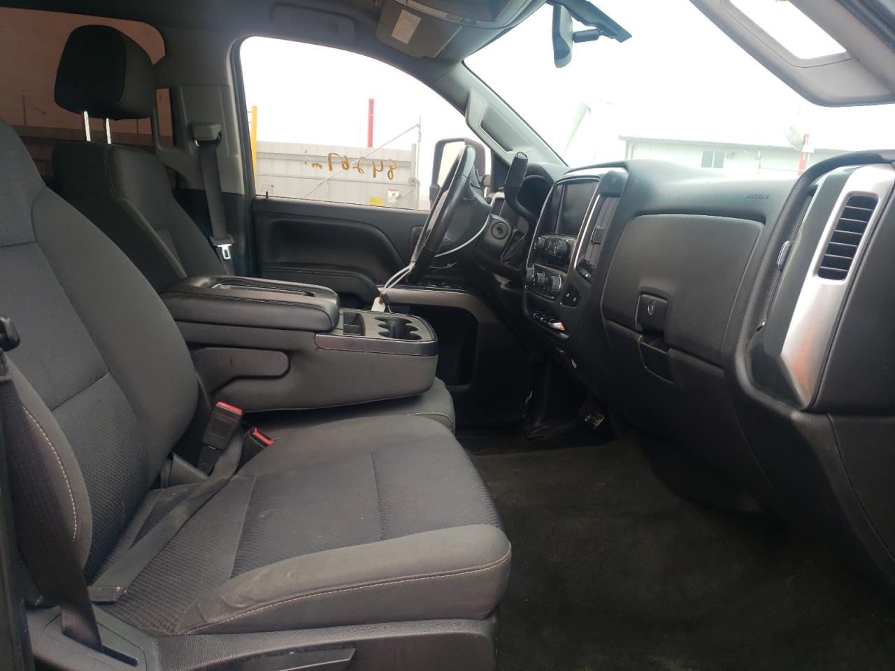 Photo 5 from auction – 2015 CHEVROLET SILVERADO with VIN 1GC1KVE8XFF668890