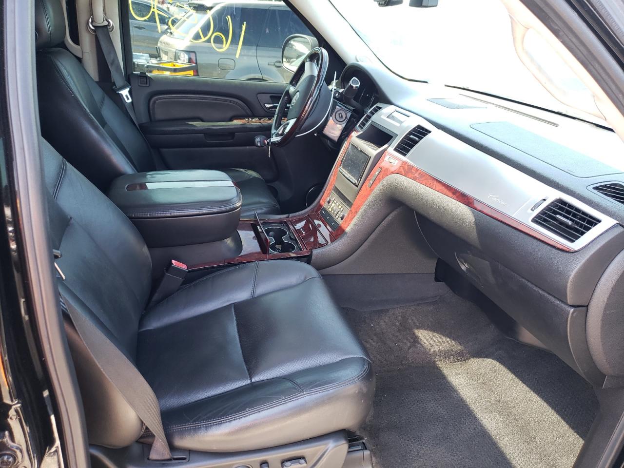 Photo 5 from auction – 2008 CADILLAC ESCALADE E with VIN 3GYFK62898G197505