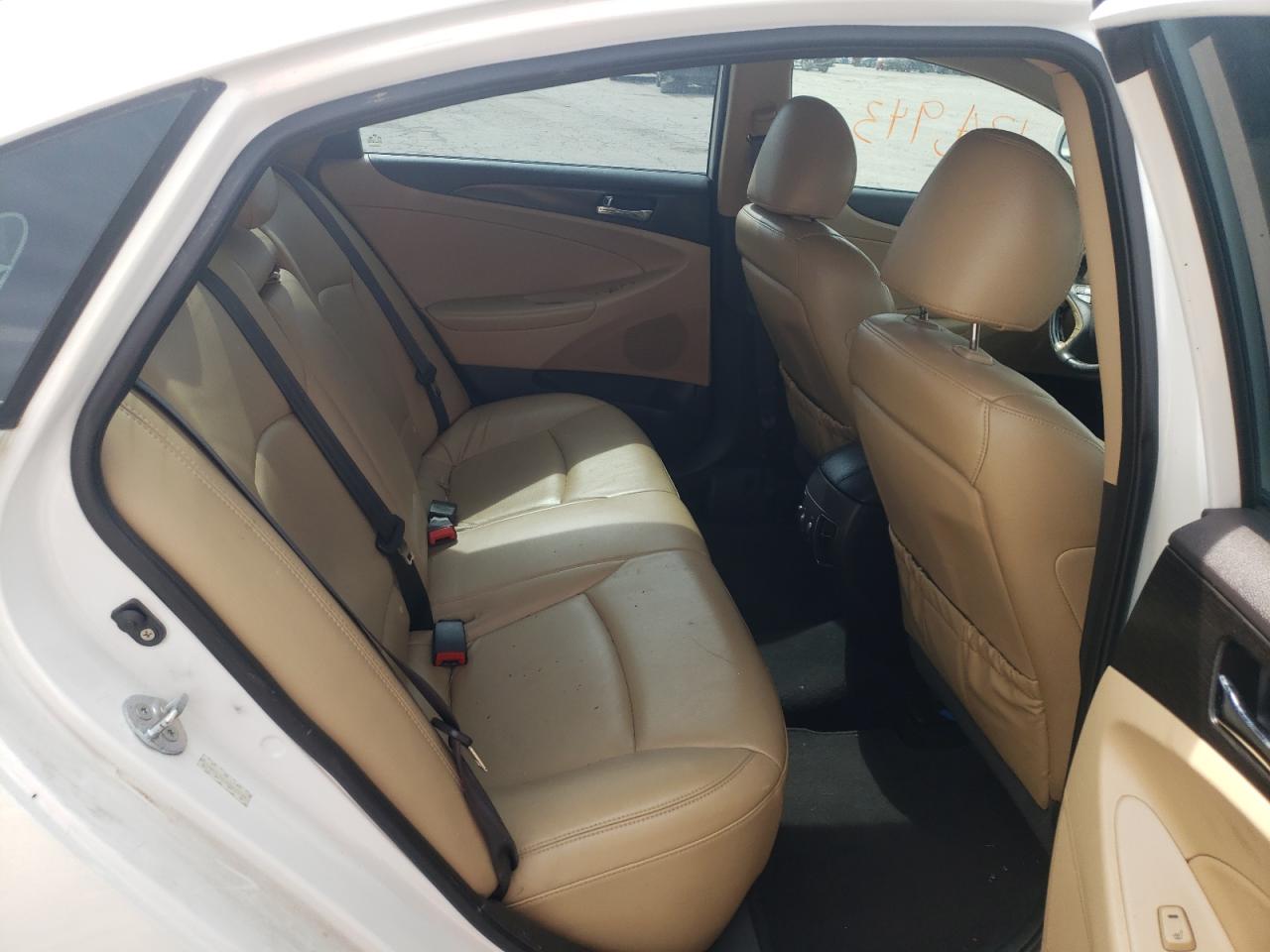 Photo 6 from auction – 2011 HYUNDAI SONATA SE with VIN 5NPEC4ACXBH083097