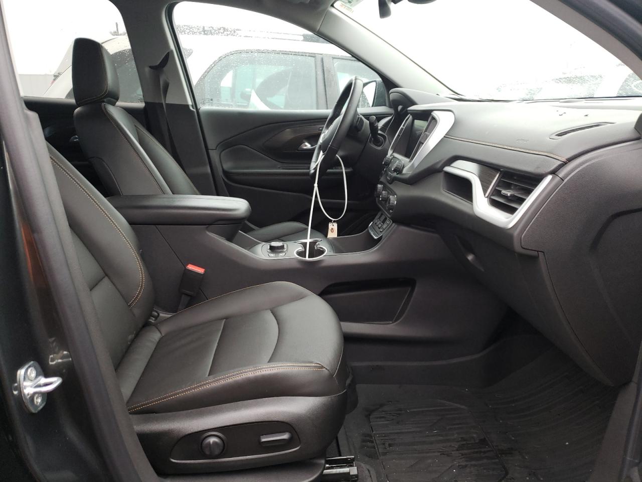 Photo 5 from auction – 2021 GMC TERRAIN SL with VIN 3GKALVEV9ML319505