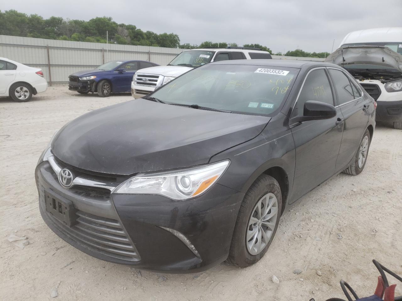 Photo 2 from auction – 2017 TOYOTA CAMRY LE with VIN 4T1BF1FK7HU404984