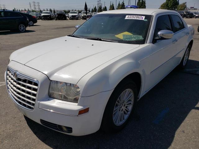 Photo 2 from auction – 2010 CHRYSLER 300 TOURIN with VIN 2C3CA5CV3AH325872