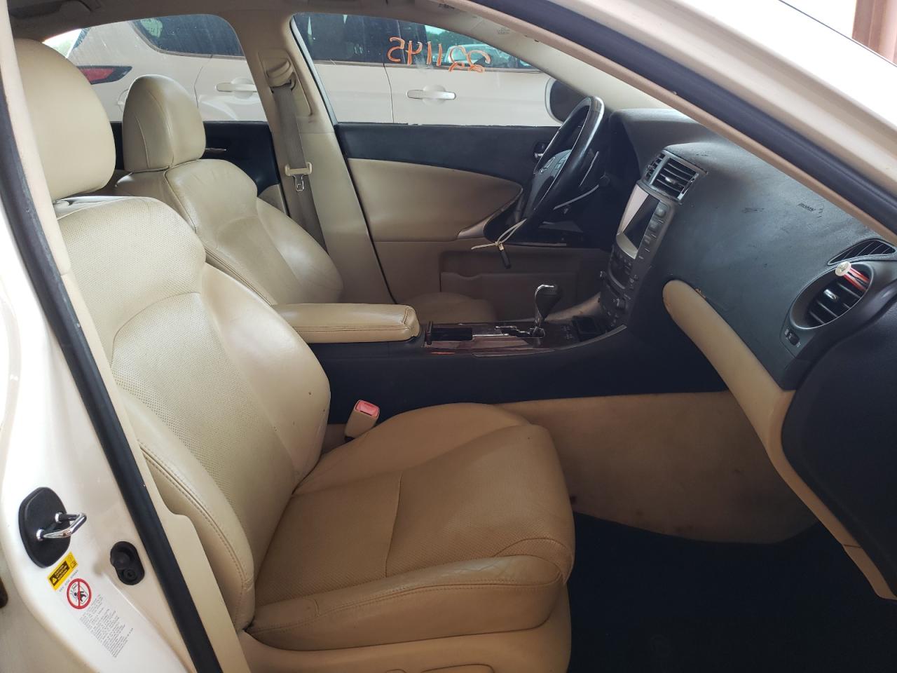 Photo 5 from auction – 2006 LEXUS IS 250 with VIN JTHCK262062004539