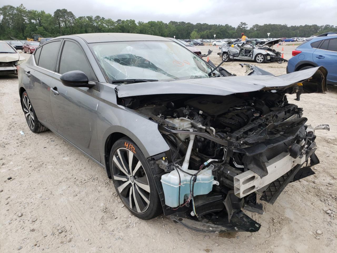 NISSAN ALTIMA SR 2019 with VIN 1N4BL4CV8KC187641 - Photo from auction