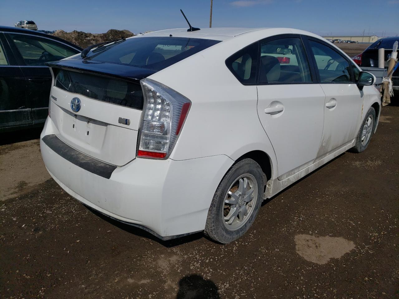 Photo 4 from auction – 2011 TOYOTA PRIUS with VIN JTDKN3DU1B0323906