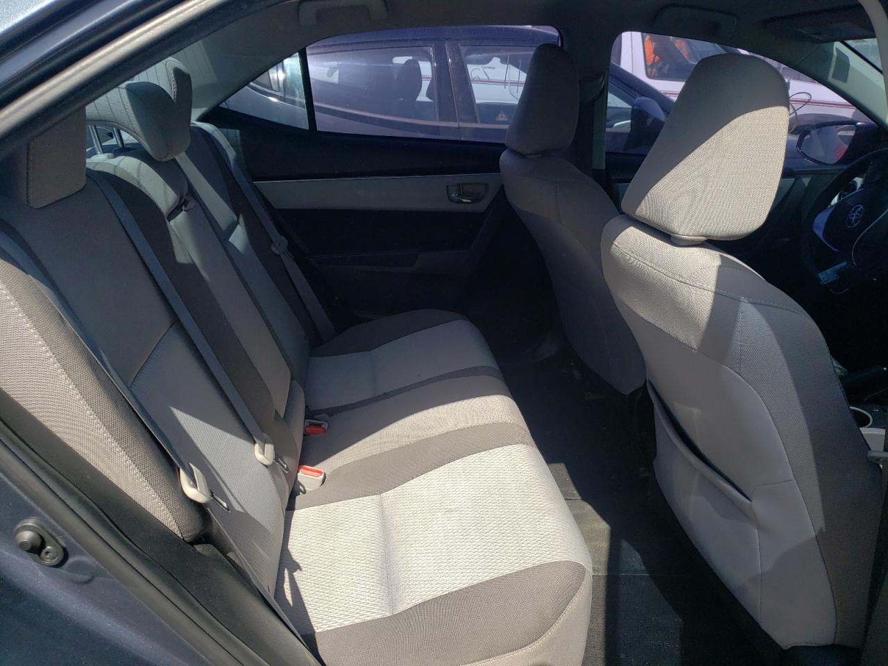 Photo 6 from auction – 2017 TOYOTA COROLLA L with VIN 5YFBURHE8HP673251