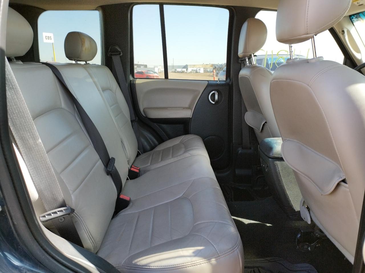 Photo 6 from auction – 2002 JEEP LIBERTY LI with VIN 1J4GL58K12W215146