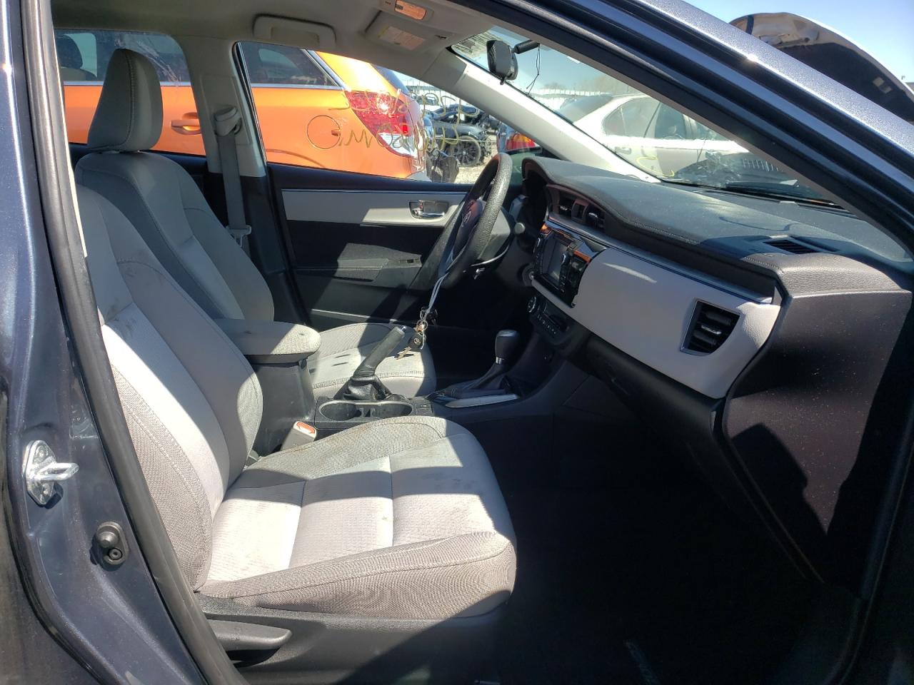 Photo 5 from auction – 2016 TOYOTA COROLLA L with VIN 2T1BURHE0GC588239