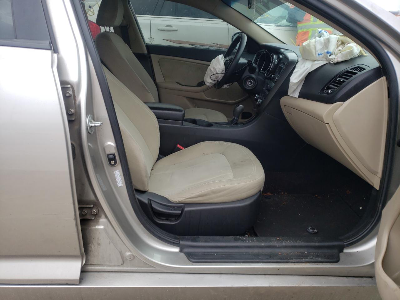 Photo 5 from auction – 2011 KIA OPTIMA LX with VIN KNAGM4A71B5148778