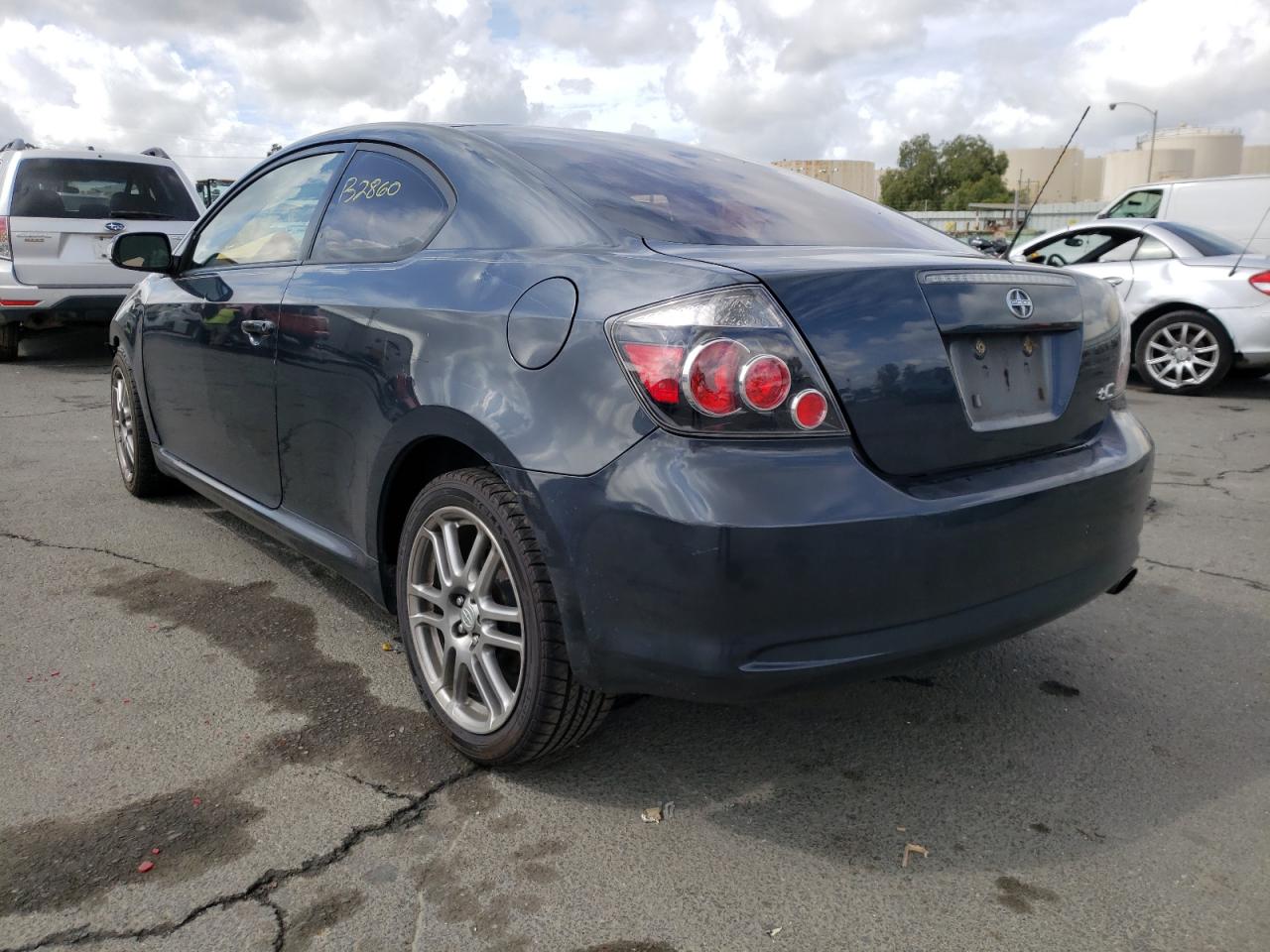 Photo 3 from auction – 2010 SCION TC with VIN JTKDE3B71A0318122