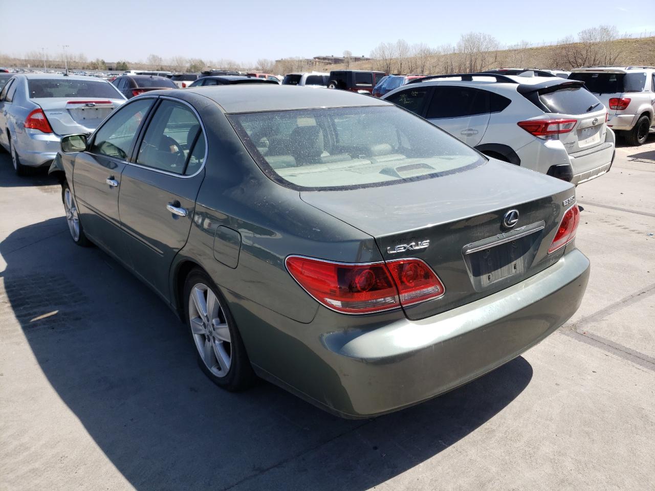 Photo 3 from auction – 2005 LEXUS ES 330 with VIN JTHBA30G955090844