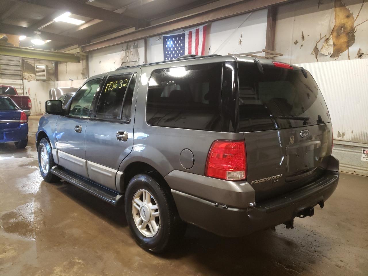 صورة رقم 3 من المزاد - 2004 FORD EXPEDITION مع VIN 1FMPU16L74LA32177