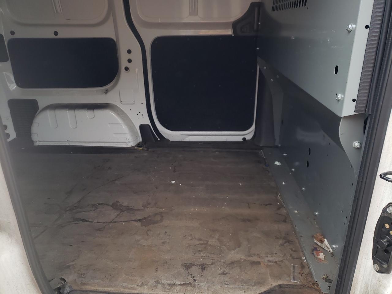 Photo 6 from auction – 2015 NISSAN NV200 2.5S with VIN 3N6CM0KN2FK720764