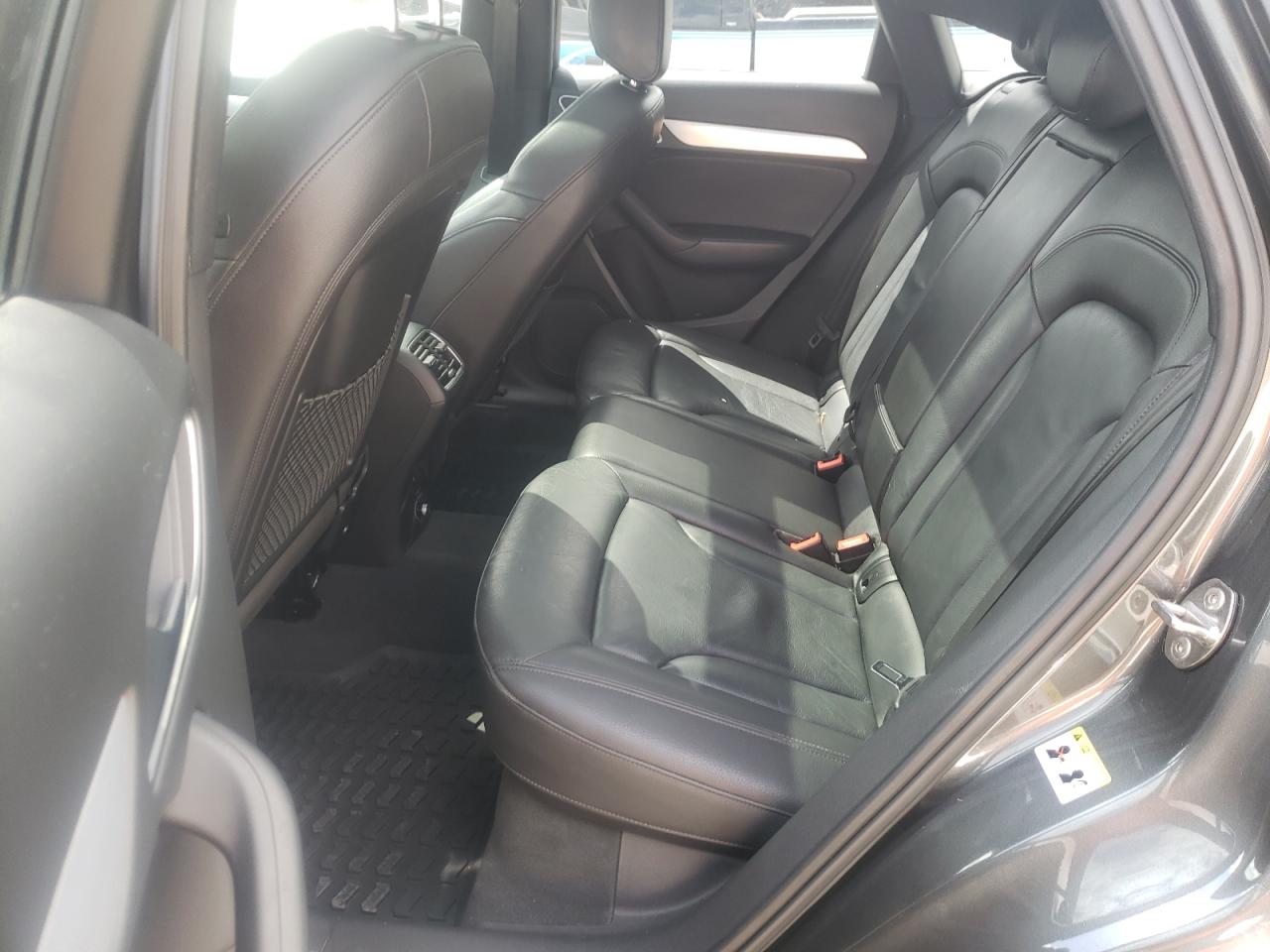 Photo 6 from auction – 2018 AUDI Q3 PREMIUM with VIN WA1BCCFS7JR010509