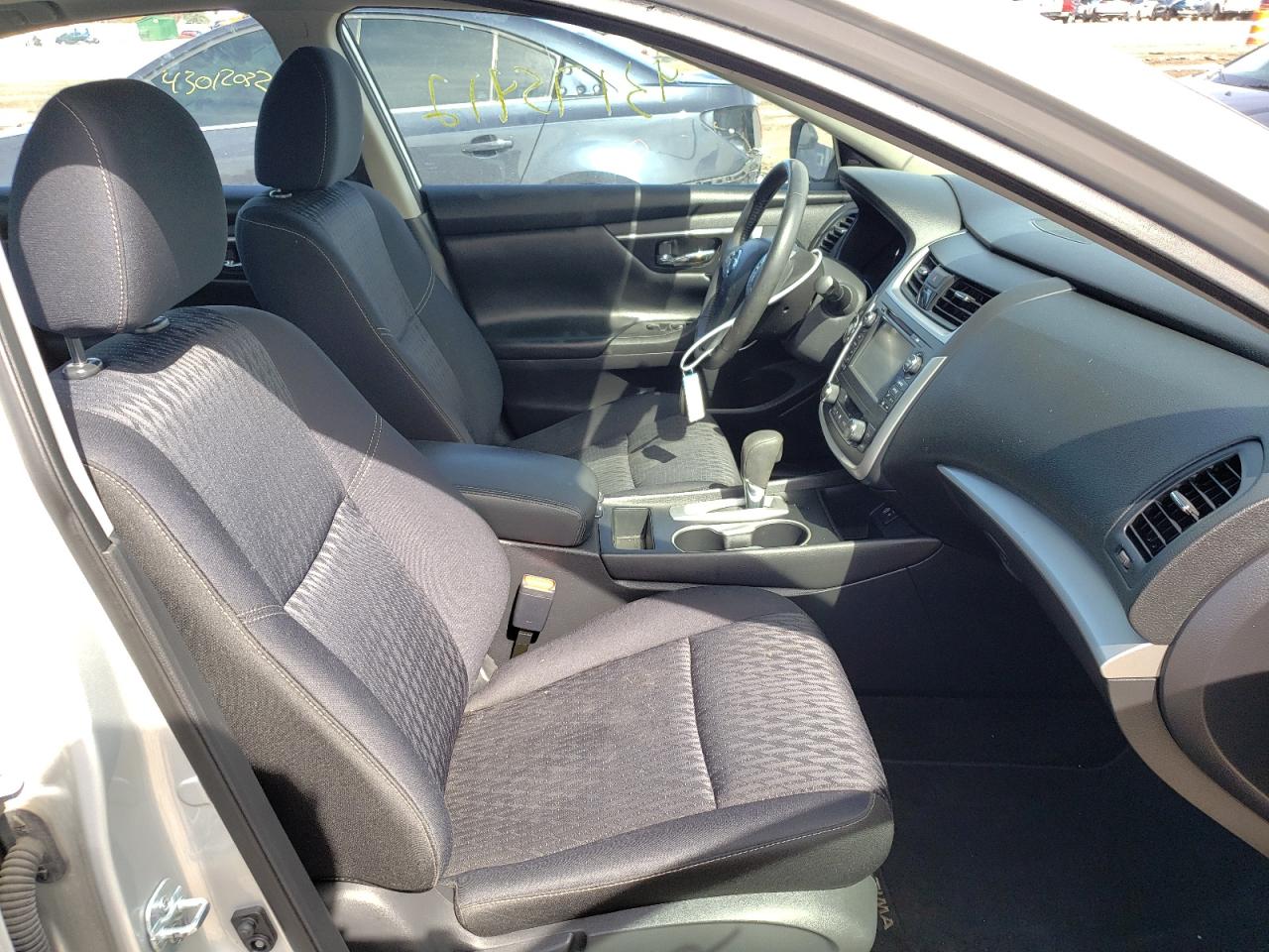Photo 5 from auction – 2017 NISSAN ALTIMA with VIN 1N4AL3AP6HC149795