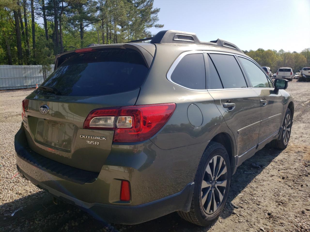 Photo 4 from auction – 2015 SUBARU OUTBACK 3. with VIN 4S4BSELC0F3215189