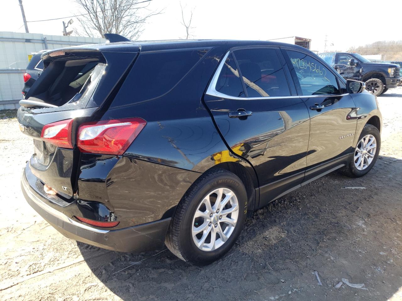Photo 4 from auction – 2018 CHEVROLET EQUINOX LT with VIN 3GNAXJEV1JL259473