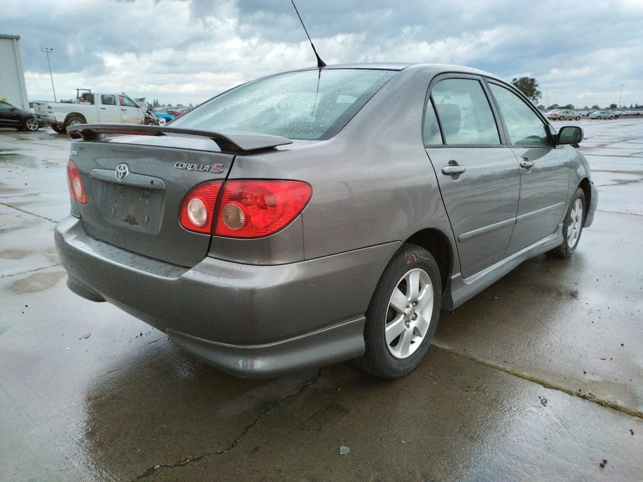 Photo 4 from auction – 2007 TOYOTA COROLLA CE with VIN 1NXBR30E17Z845868