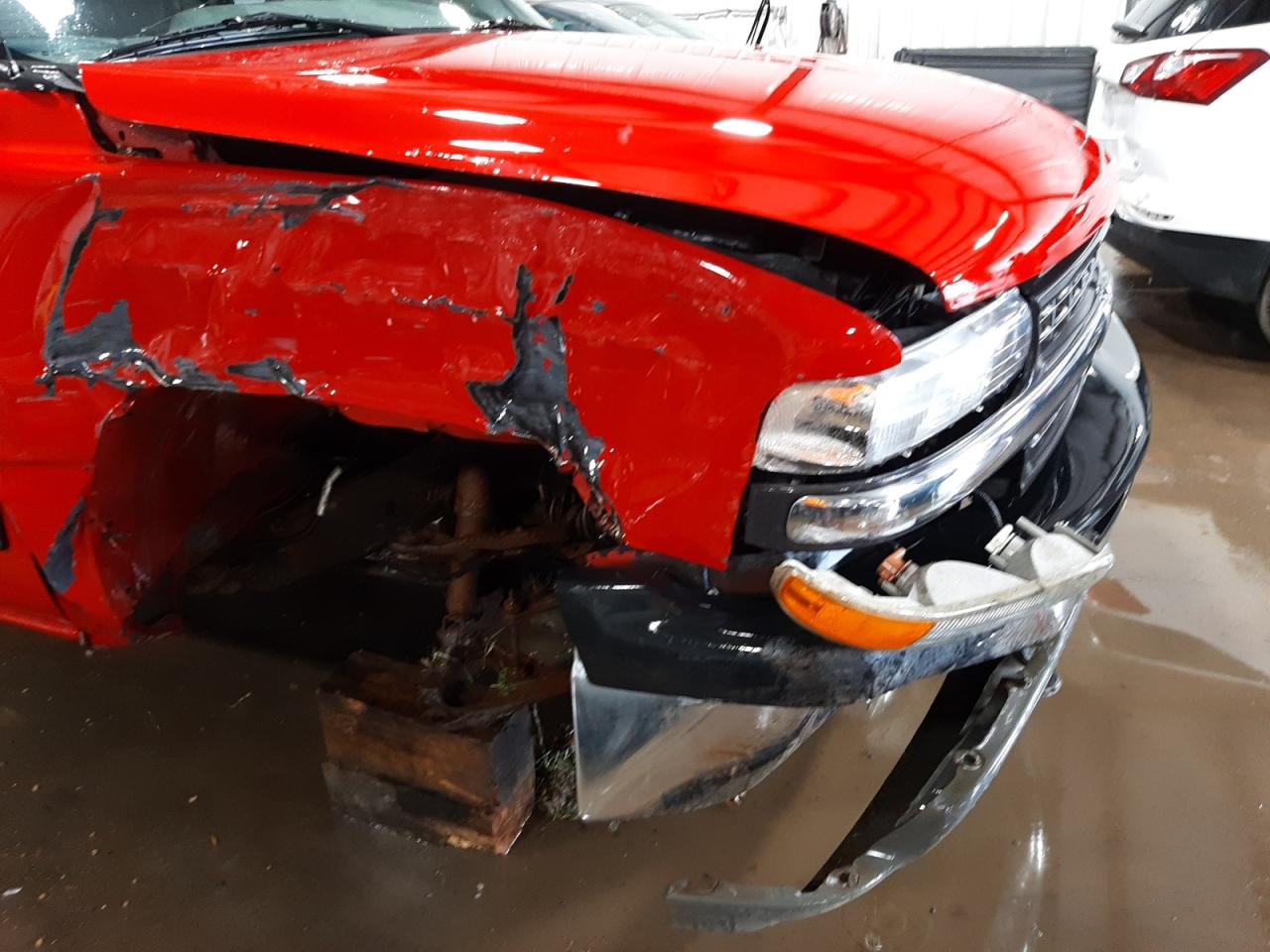 Photo 9 from auction – 2001 CHEVROLET SILVERADO with VIN 1GCEK14T61Z141680