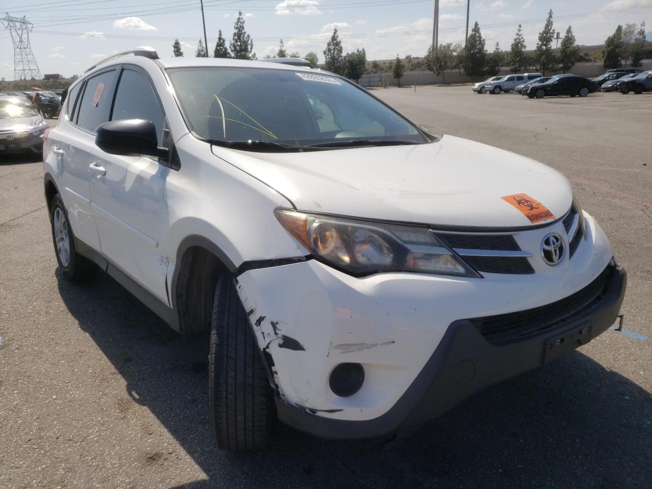 TOYOTA RAV4 LE 2015 with VIN JTMZFREV4FD064705 - Photo from auction
