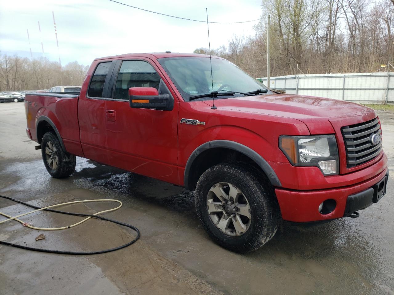 Фото 1 с аукциона – 2011 FORD F150 SUPER с VIN 1FTFX1EF7BKD30072