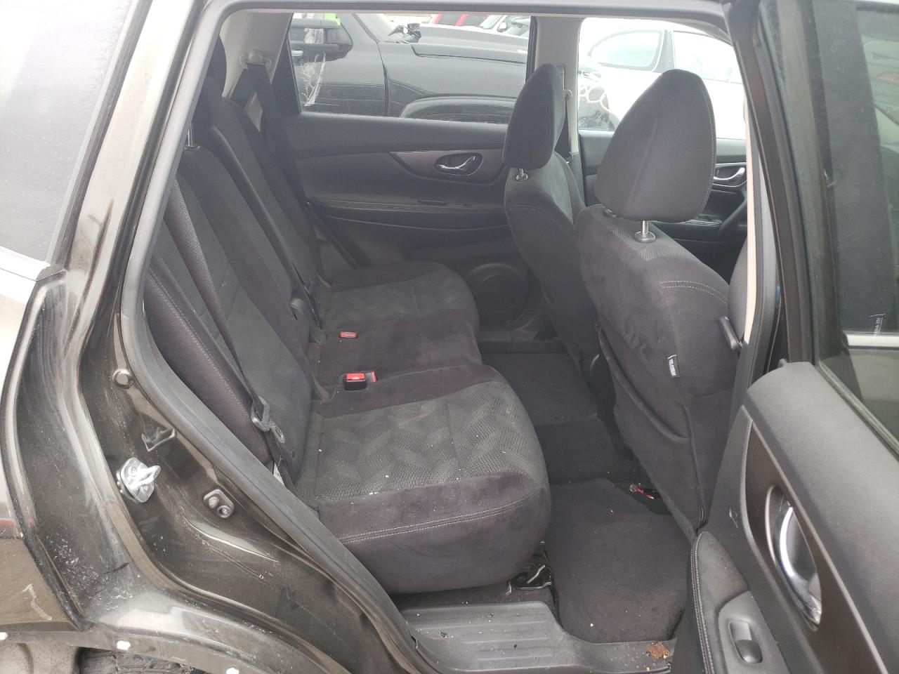 Photo 6 from auction – 2014 NISSAN ROGUE S with VIN 5N1AT2MV1EC839069
