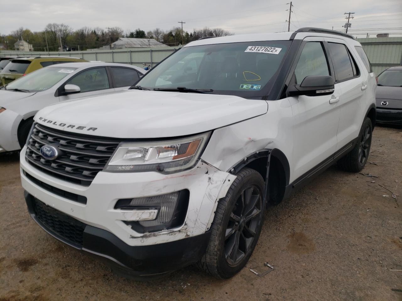 Photo 2 from auction – 2017 FORD EXPLORER X with VIN 1FM5K8D82HGB18905