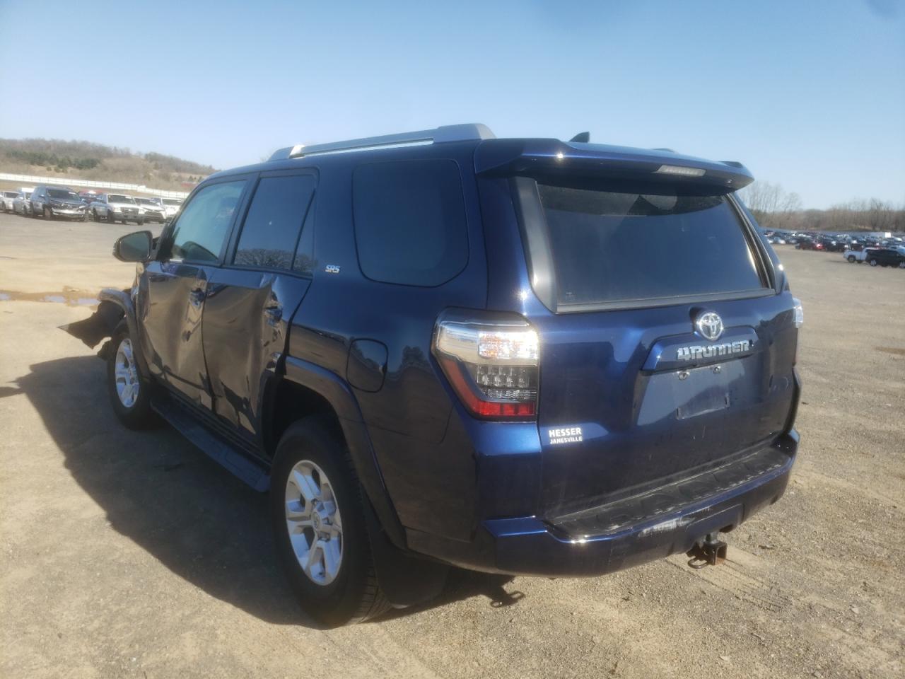 Photo 3 from auction – 2018 TOYOTA 4RUNNER SR with VIN JTEBU5JR6J5580488